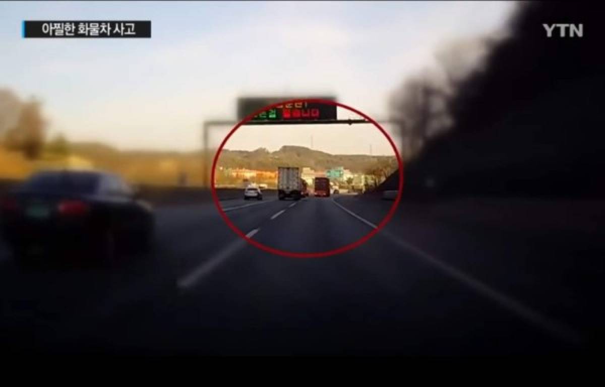 Video: Maniobra de camionero evita una tragedia en Corea del Sur