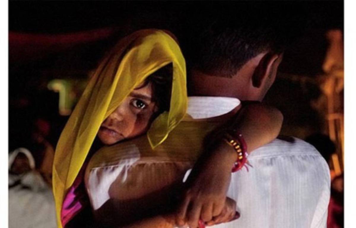 Niña de 8 años muere durante su noche de bodas