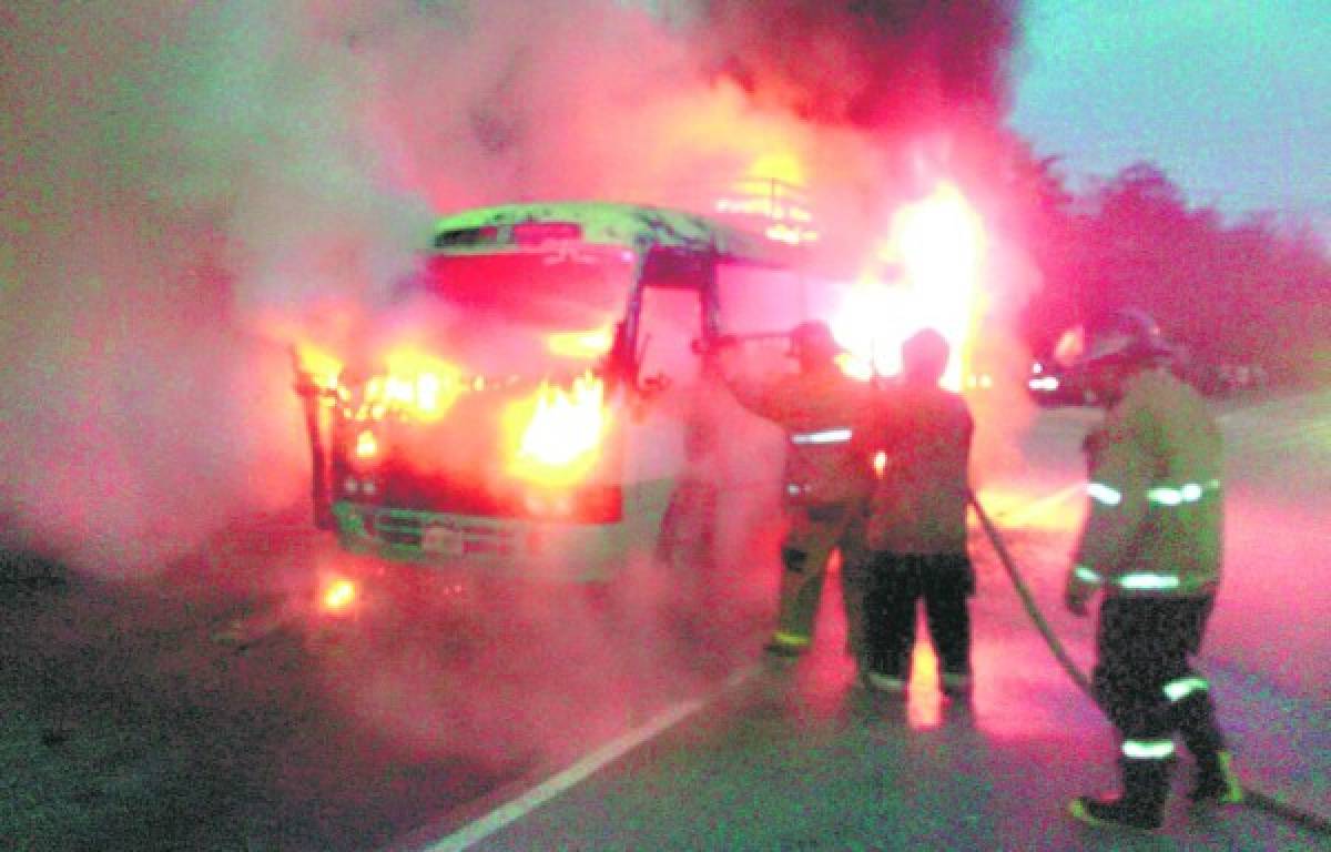 Honduras: Encuentran camioneta ligada a quema de buses