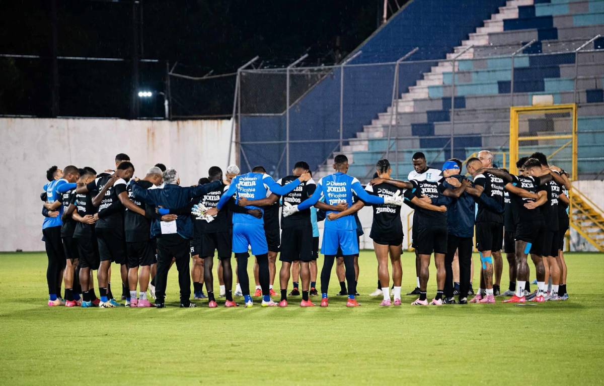 Jugador llegó con bolso de lujo, insólito impase en el estadio y ausencias en entreno de Honduras