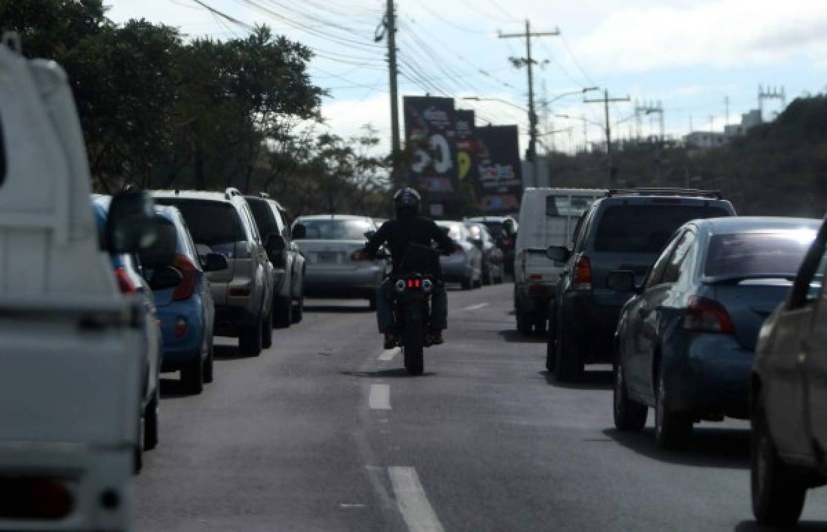 Vuelve el infernal tráfico a la capital de Honduras con inicio de clases