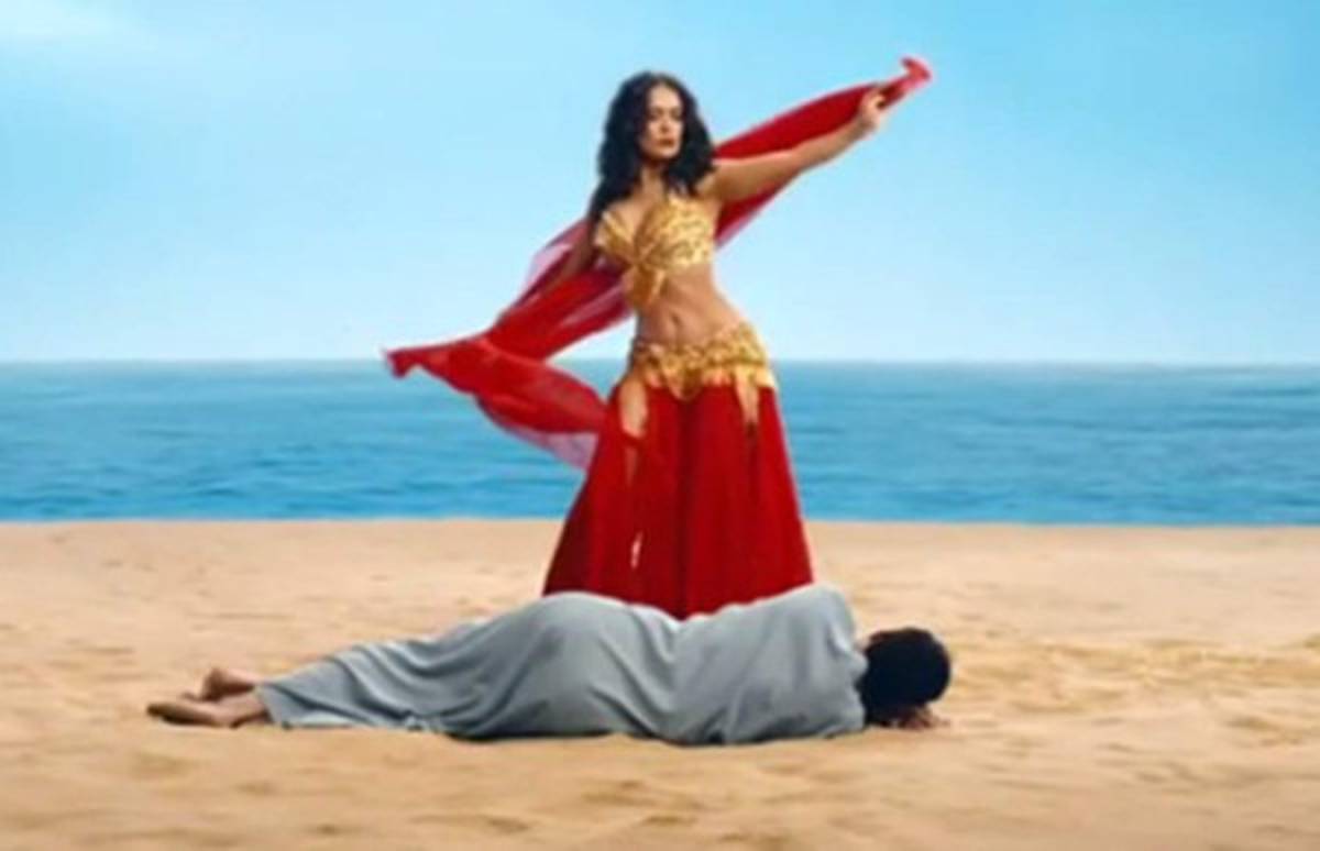 Salma Hayek hace un sensual el ‘baile del vientre’ y encanta a sus seguidores