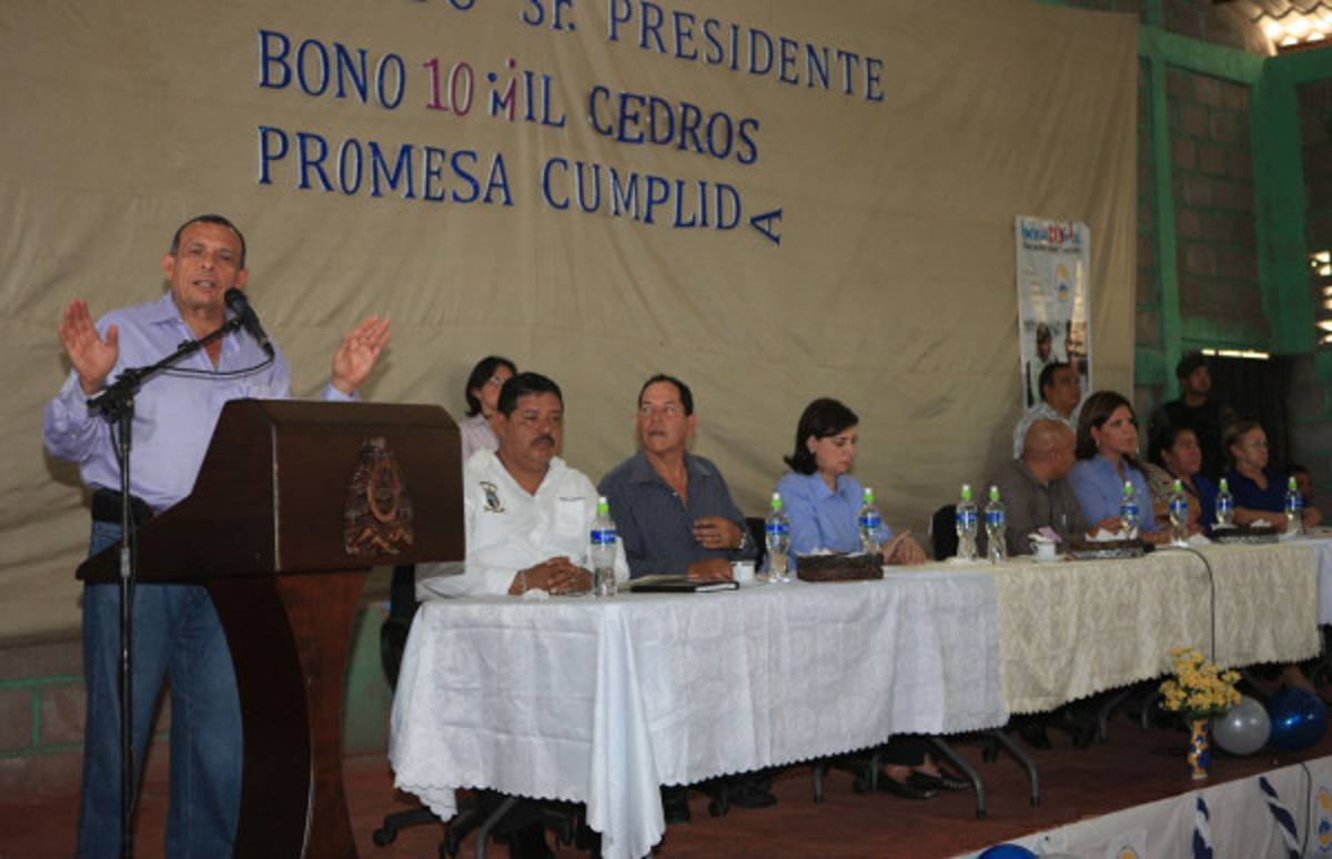 Si queremos paz y armonía en Honduras empresarios deben desprenderse, insiste Lobo