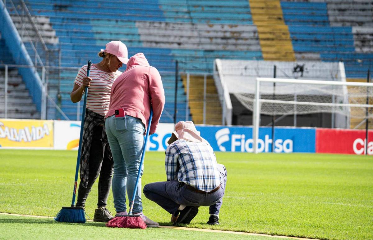 Así 'pulen' el estadio Nacional previo al juego de Honduras ante Haití por la eliminatoria