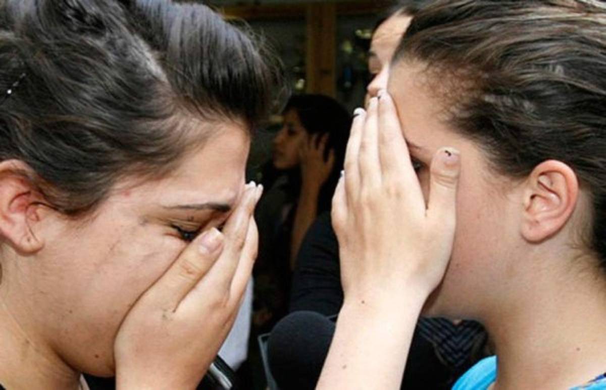 Las acechaba a la entrada de su casa, y cuando las vió solas aprovechó para encañonarlas y meterse a la casa (Foto ilustrativa: Internet/ El Heraldo Honduras/ Sucesos de Honduras)