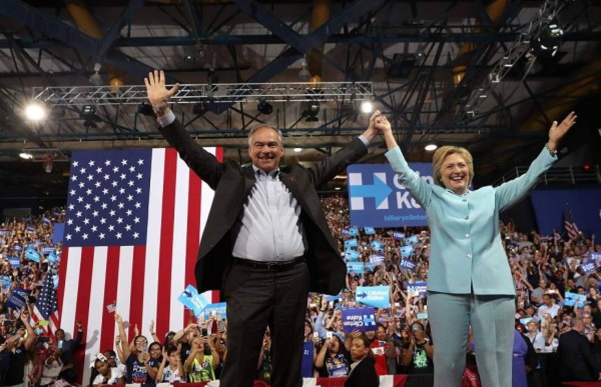 Clinton y Kaine apuestan a su experiencia para vencer a Trump en un mitin en Miami