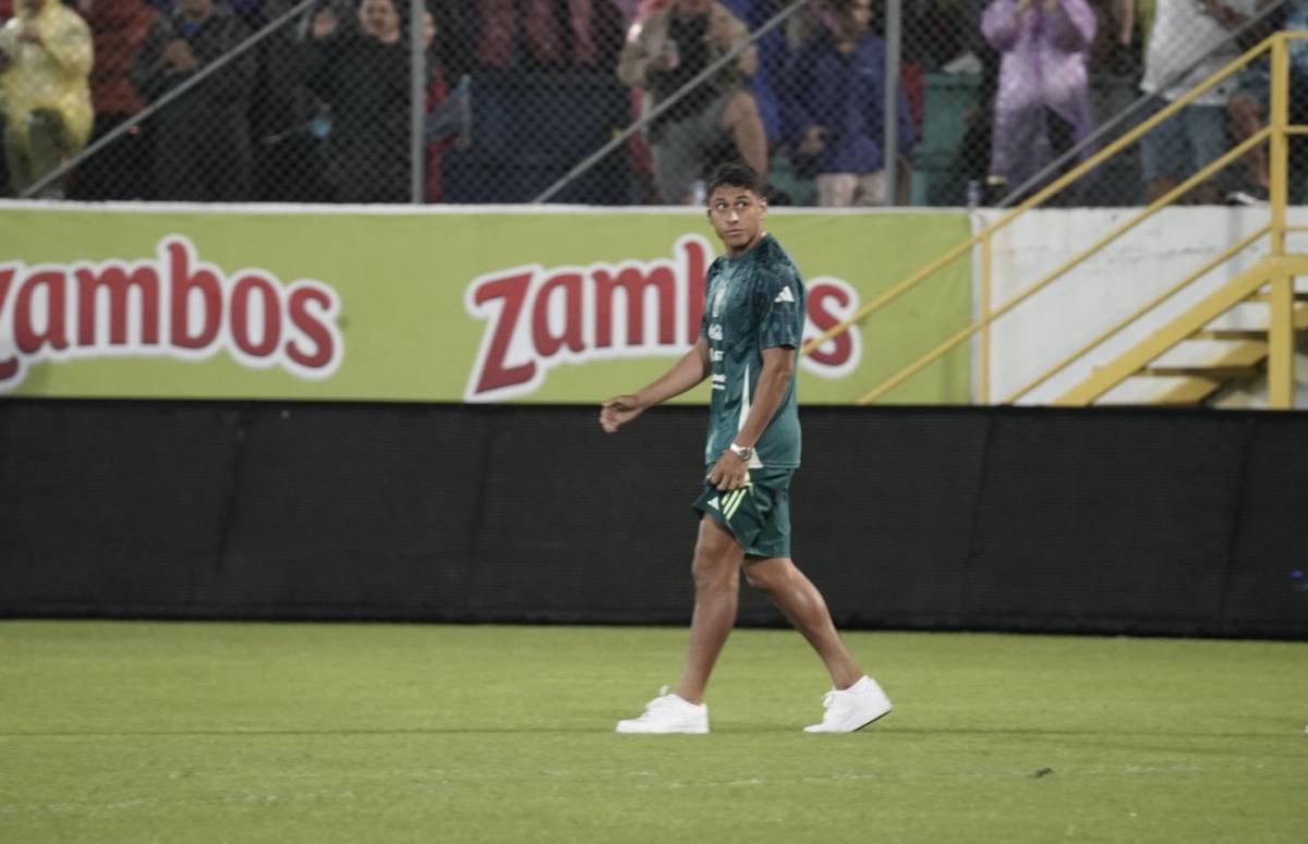 En fotos: Así llegaron las selecciones de Honduras y México al estadio Morazán En fotos: Así llegaron las selecciones de Honduras y México al estadio Morazán
