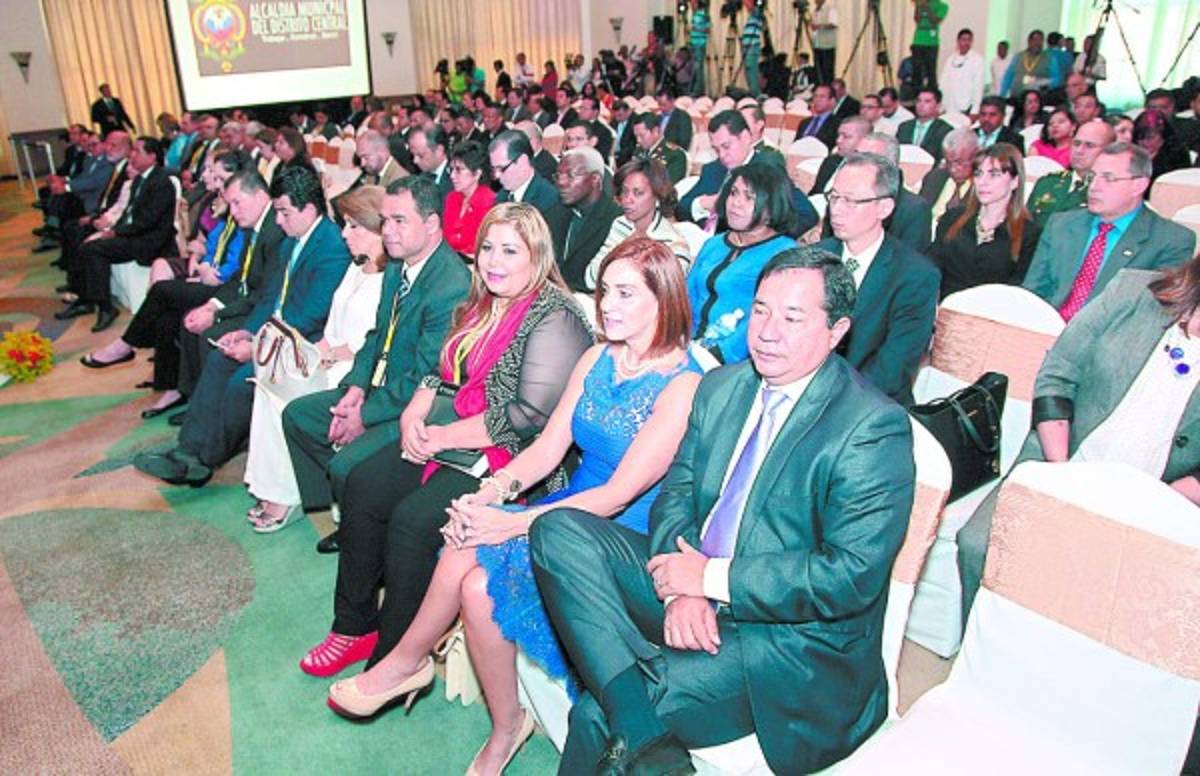 Alcaldes asumen compromiso contra el cambio climático