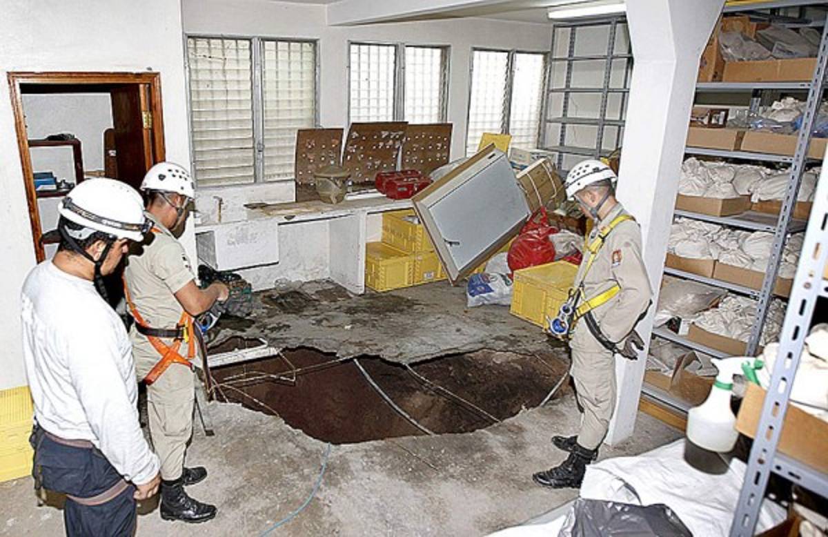 Falla causa daños en museo Villa Roy