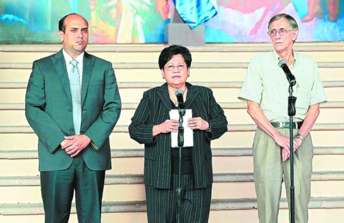 La Comisión Interventora del Instituto Hondureño de Seguridad Social (IHSS) se durmió en los laureles y no ha rendido más informes sobre esta entidad afectada por un millonario latrocinio.