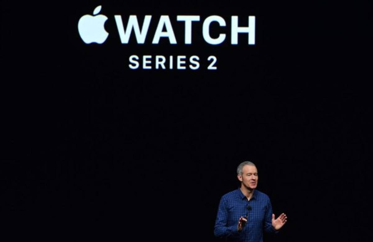 El nuevo modelo de iPhone fue presentado en contexto tenso para Apple