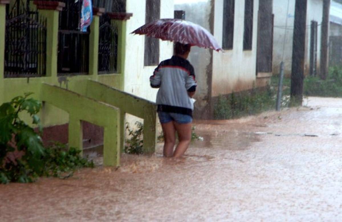 Alerta amarilla en la zona norte de Honduras por fuertes lluvias