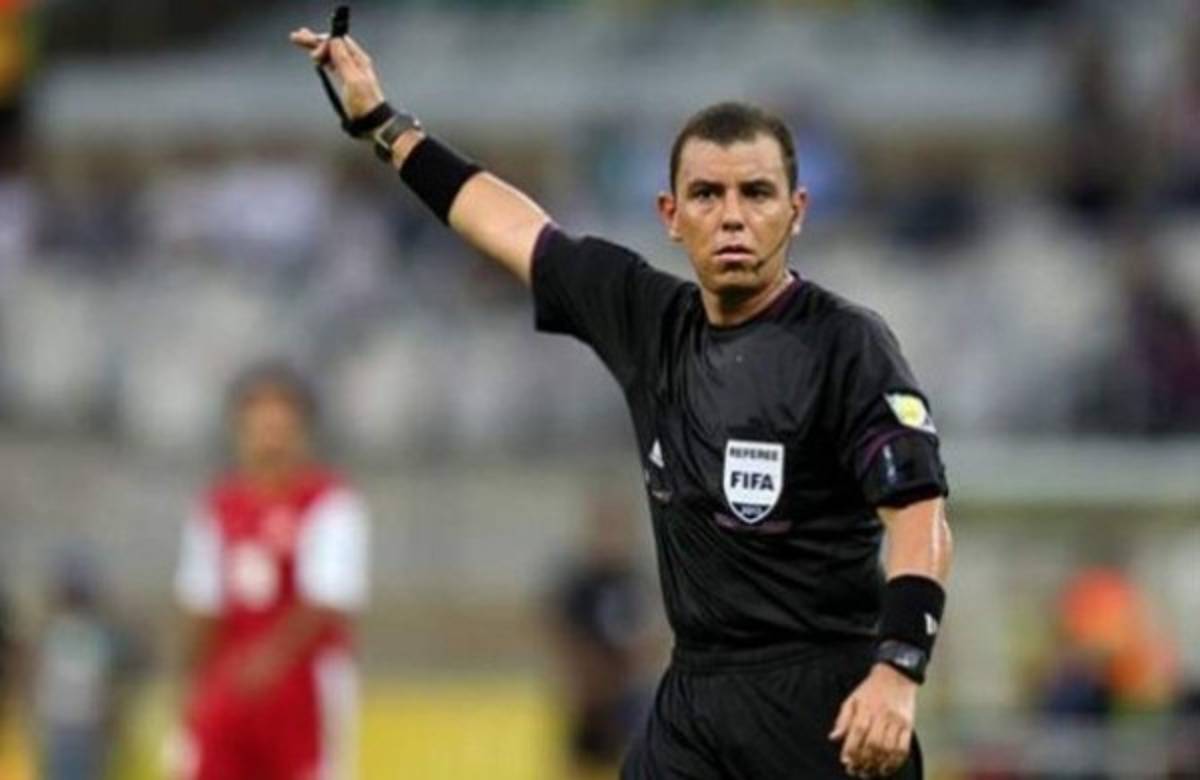 Joel Aguilar Chicas de El Salvador será el central para el partido ante Costa Rica en San Pedro Sula (Foto: Internet)