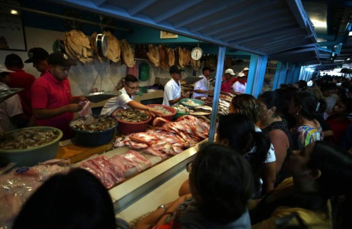 Instalan por dos días feria de mariscos en el mayoreo del Estadio