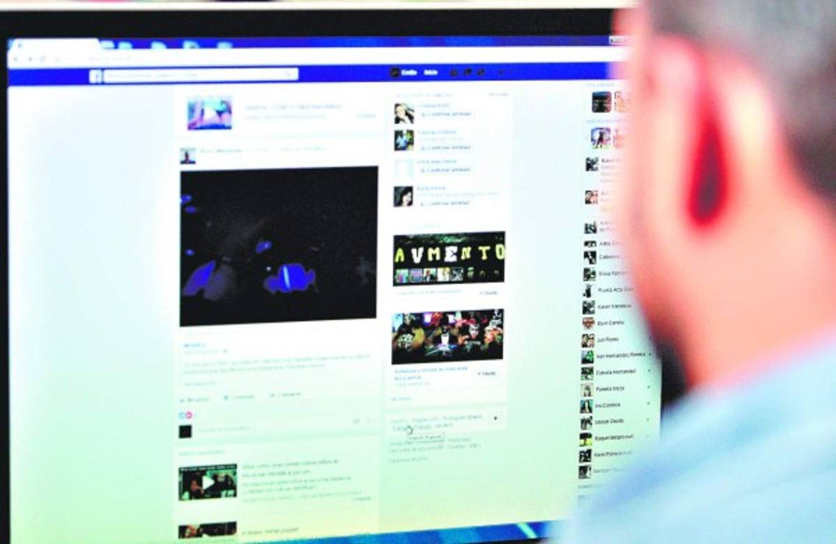 Unos 2.6 millones de hondureños tienen la red social Facebook, según informe