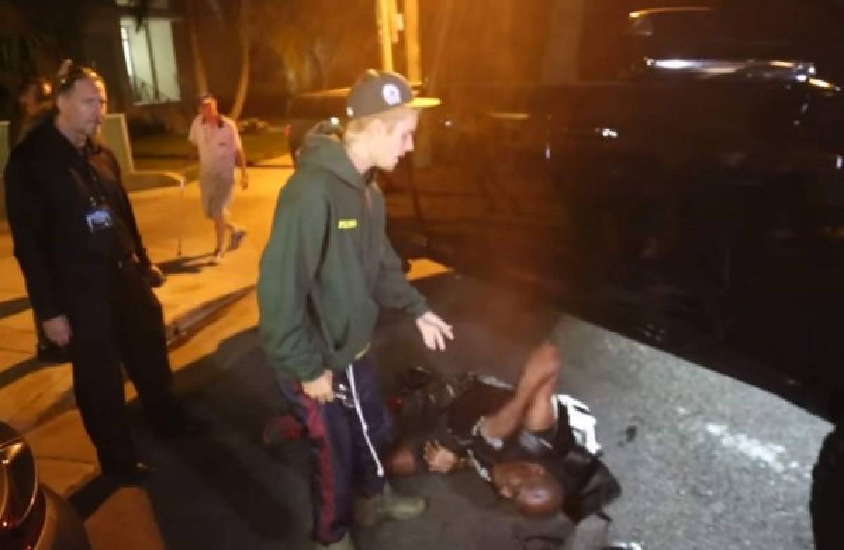 Justin Bieber atropella con su camioneta a un camarógrafo en Beverly Hills