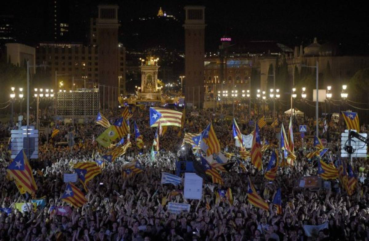 Presidente catalán pide una 'mediación' en su conflicto con Madrid