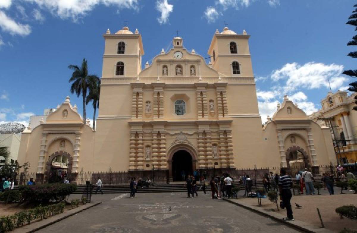 Emblemáticas procesiones se preparan para Semana Santa en la capital de Honduras