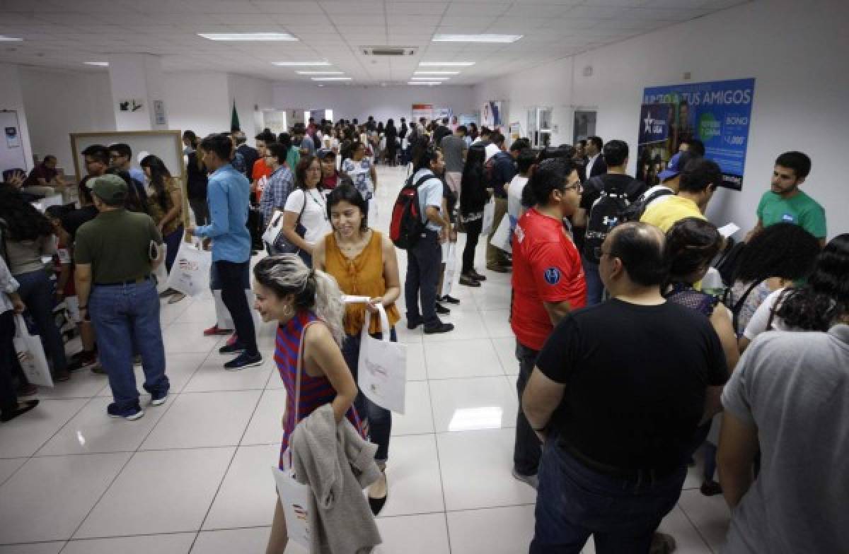 ExpoEduca abre ofertas de becas en el extranjero