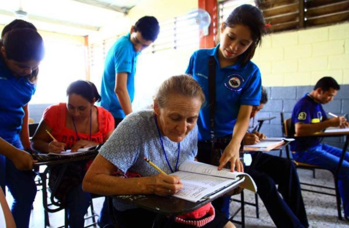 Este año alfabetizarán a 108,000 hondureños
