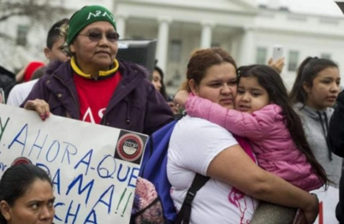 Realizan protestas de 'día sin inmigrantes' en EEUU