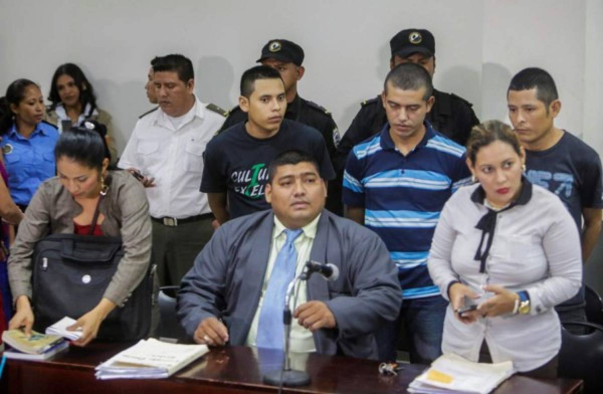 Condenan a 30 años a pastor y adeptos por quemar a mujer en Nicaragua