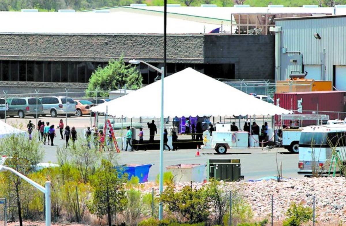 Menores catrachos a la deriva