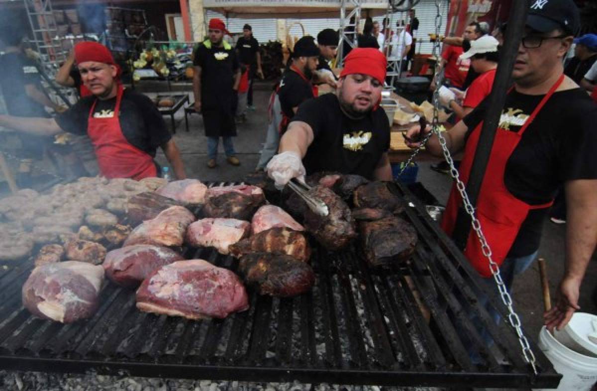 El asado más grande de Honduras esparció su exquisito aroma en la capital