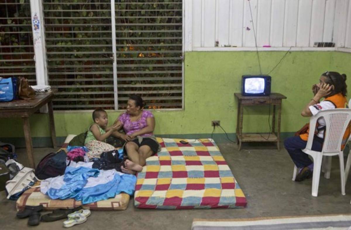 Más de 2,000 casas dañadas por terremoto en Centroamérica