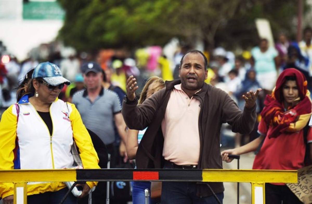 Duro choque verbal de Juan Manuel Santos y Nicolás Maduro por crisis de frontera