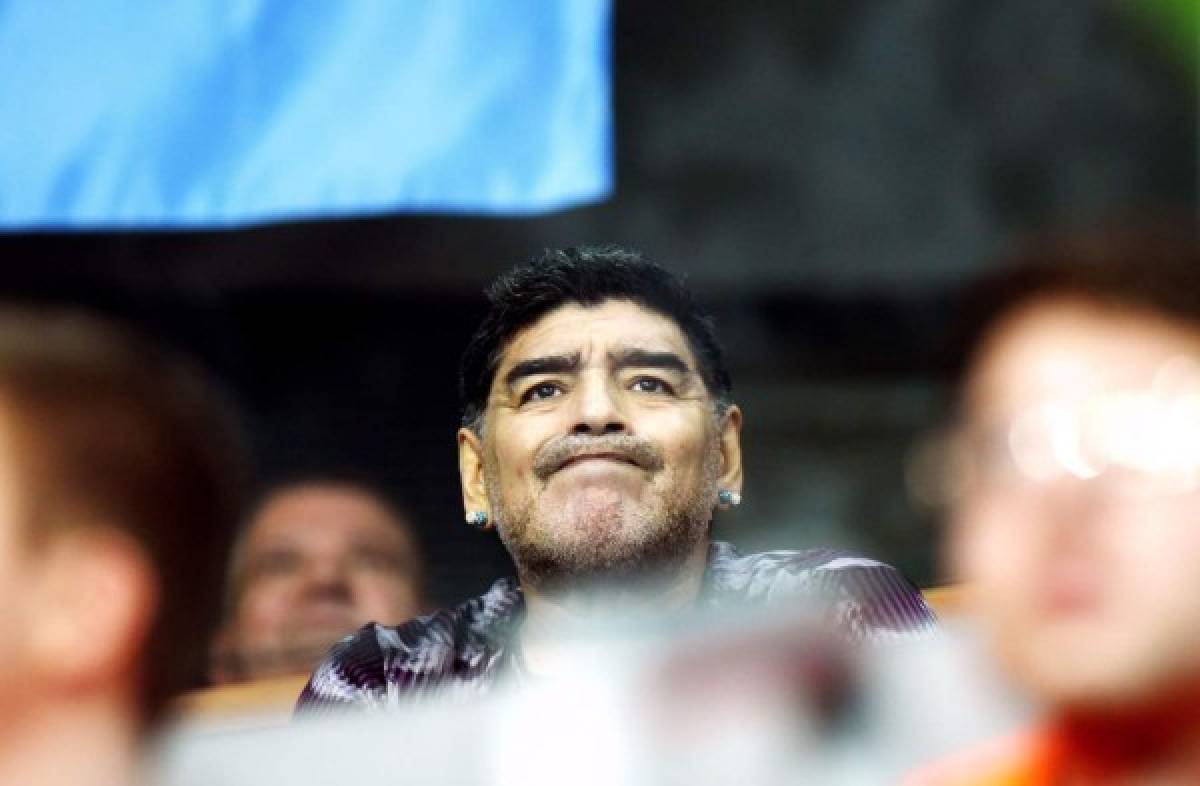 Maradona llora desde la Copa Davis a Fidel Castro, su 'segundo padre'