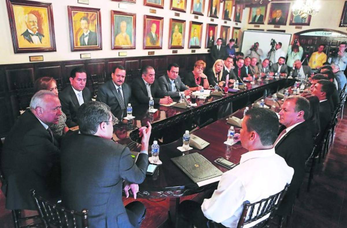 Presentan al Congreso Nacional de Honduras Ley de Incentivos al sector turismo