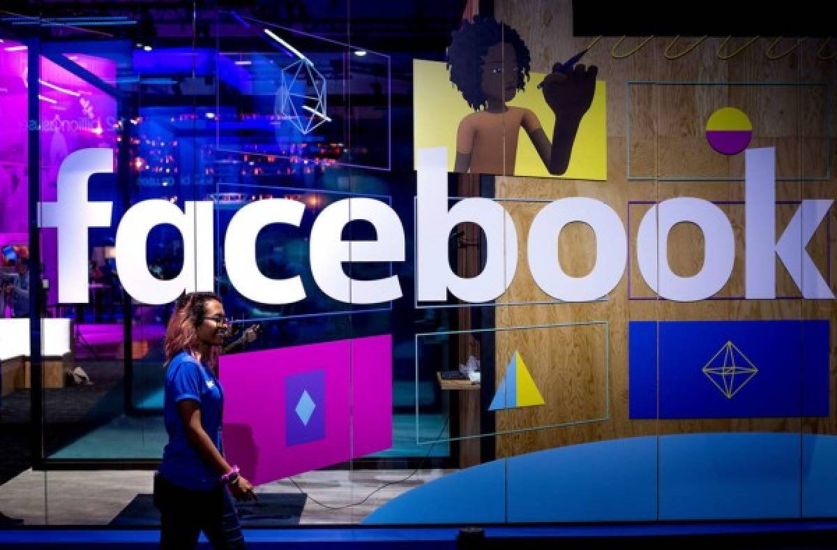 Número de teléfono de usuarios de Facebook siguen expuestos en la red