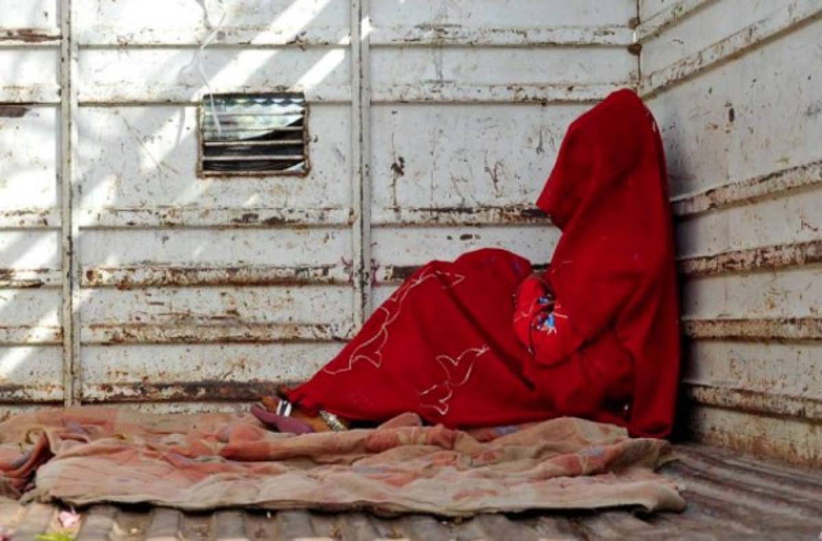 Video: De esta forma obligan a los niños a casarse en la India