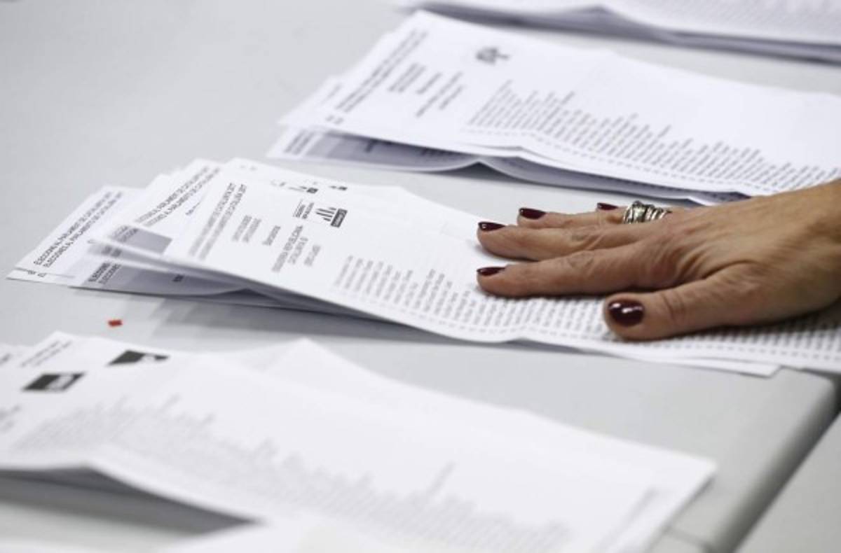 Los catalanes votaron y ahora esperan los resultados electorales &nbsp;&nbsp;