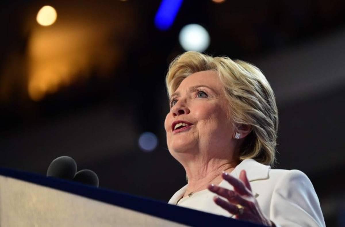 Clinton: 'Apoyaré la reforma migratoria'
