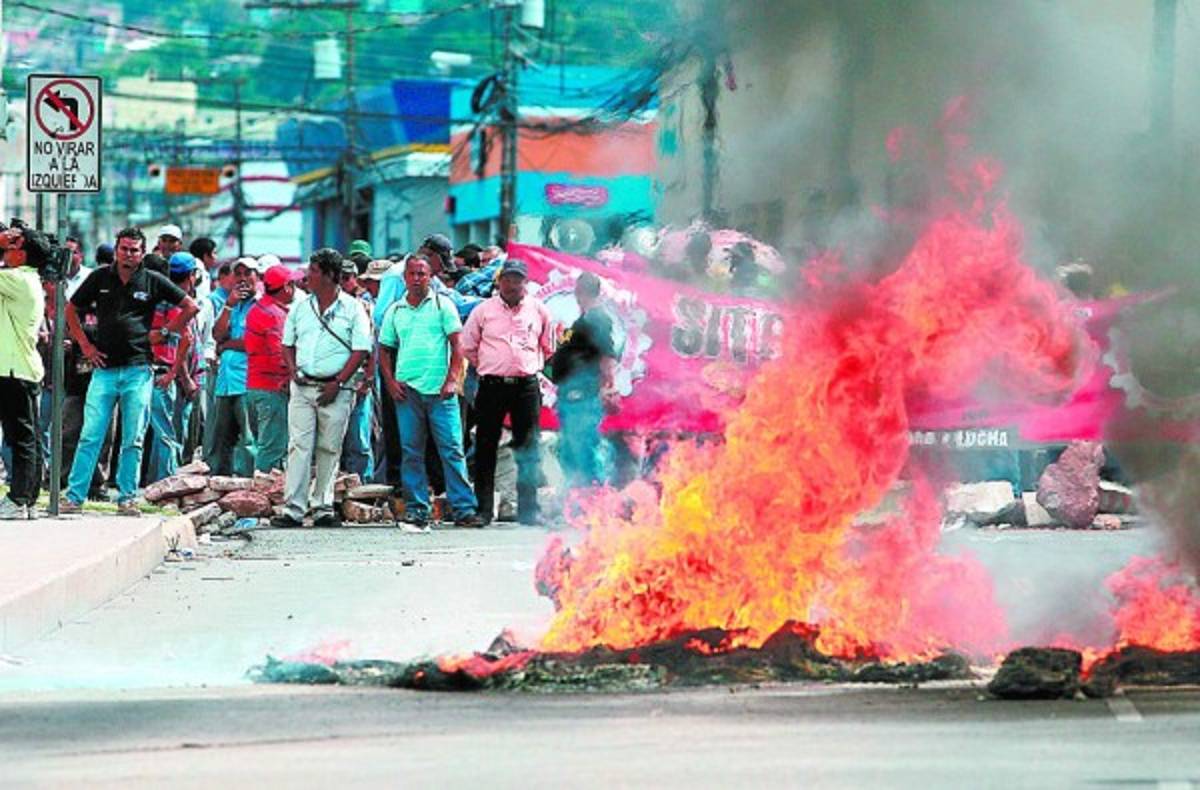 Hospitales Mario Rivas y Leonardo Martínez pasan a fundaciones