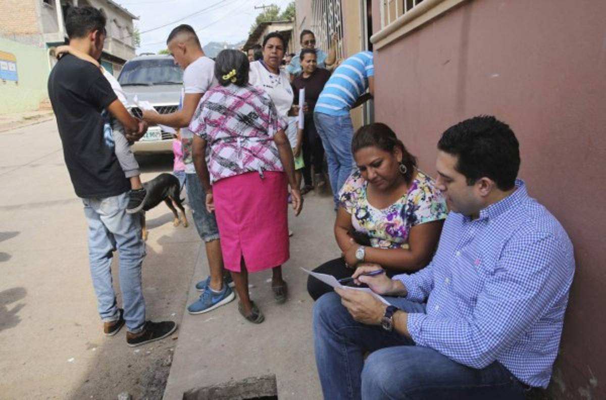 Nacionalistas ya están haciendo consultas en el país sobre la reelección