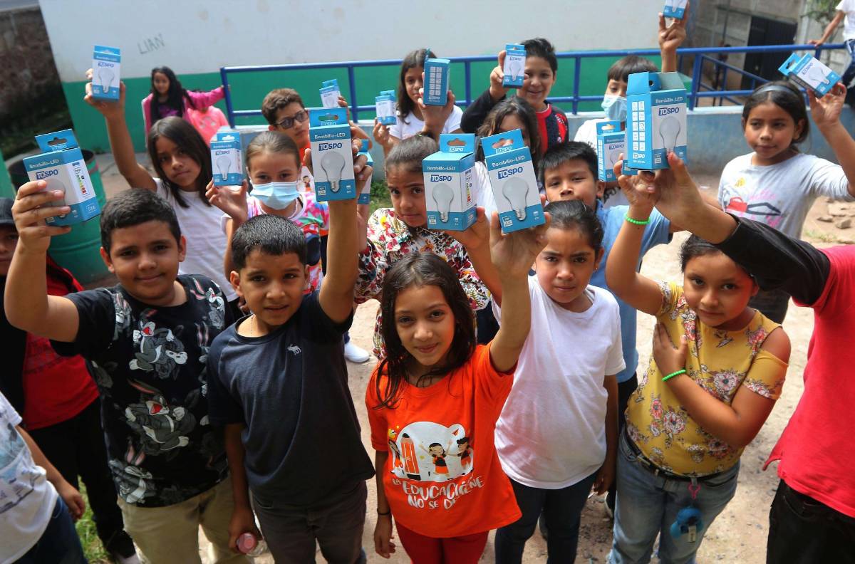 Equipos Industriales y Serna enseñan la importancia del ahorro de energía