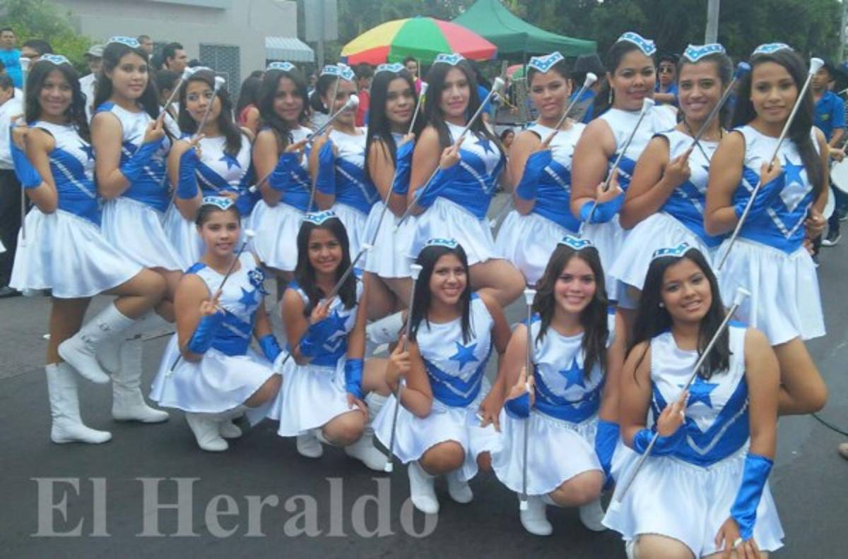 Galería de fotos del inicio del desfile en Tegucigalpa
