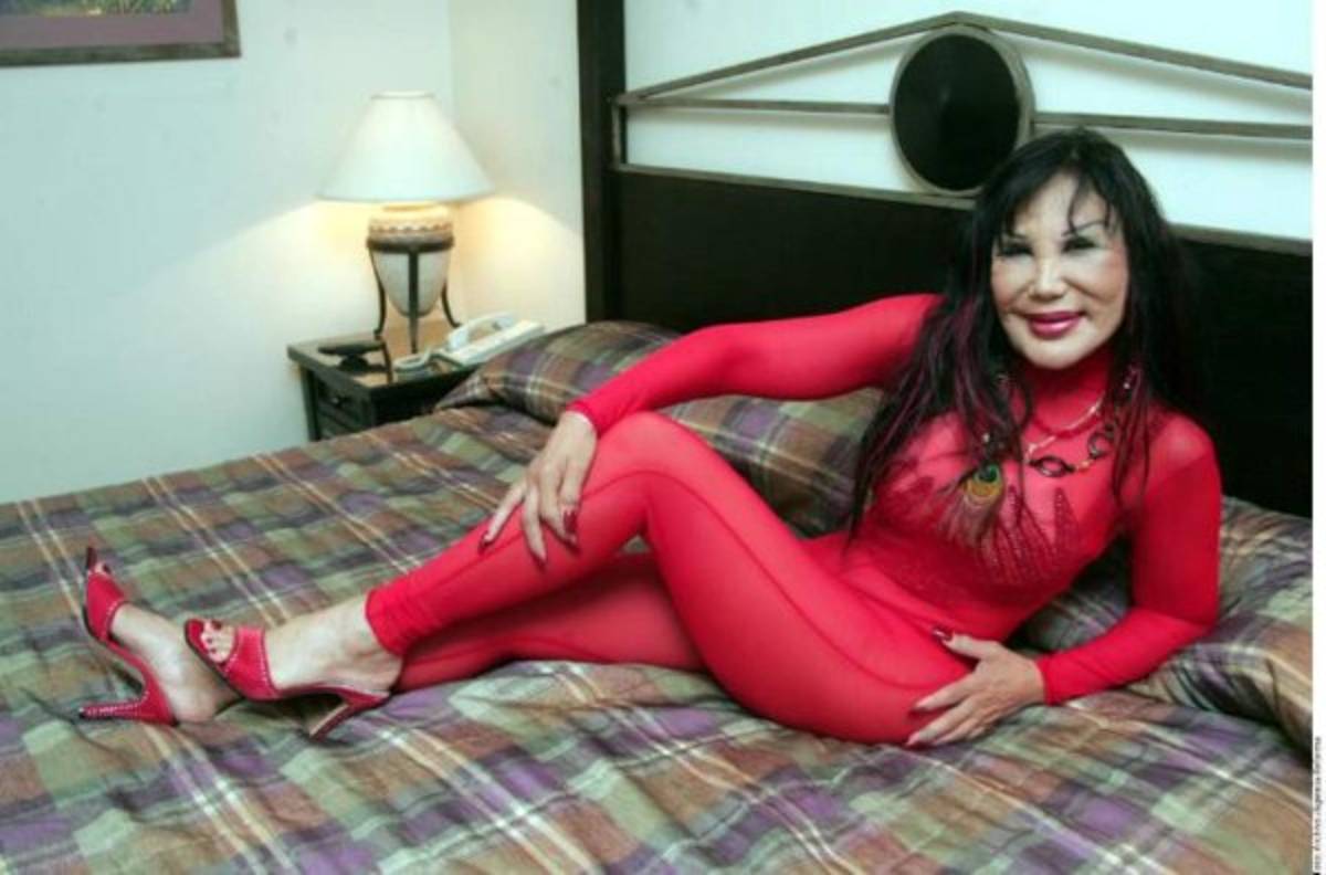 Juan Gabriel tuvo novia para tapar sus 'preferencias sexuales'