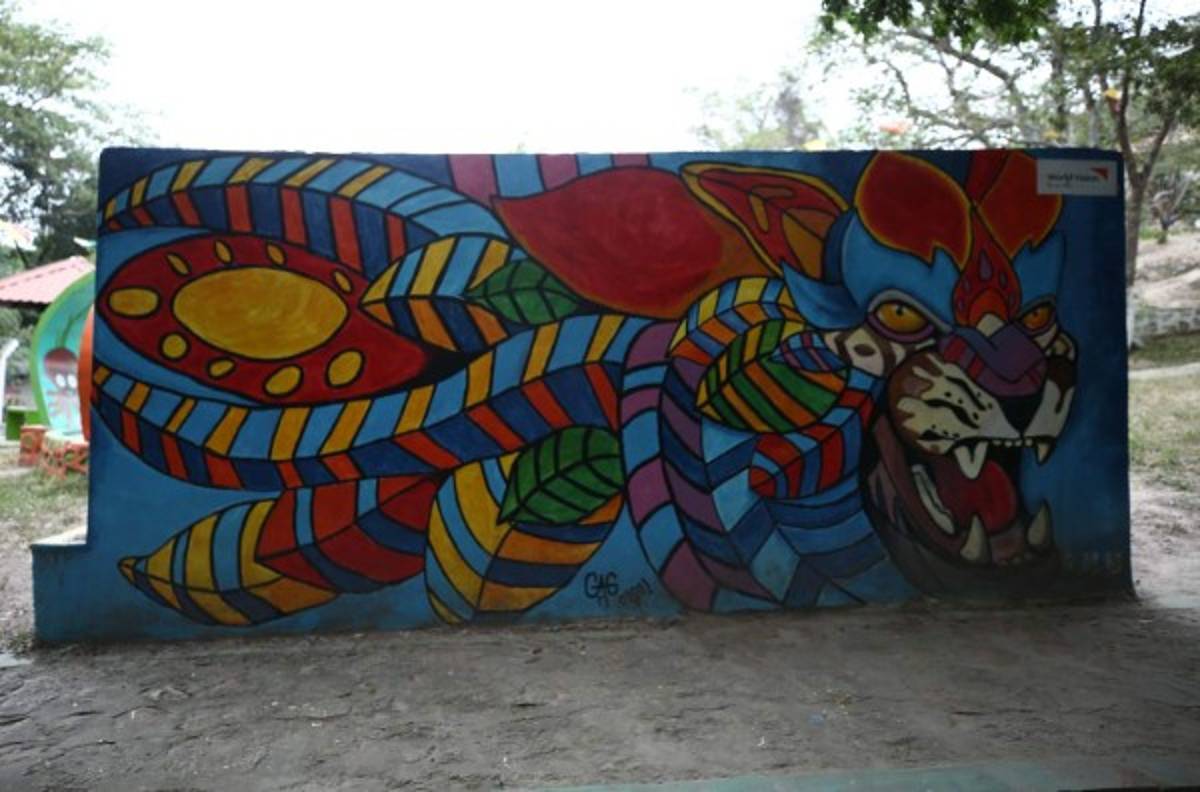 Morocelí se viste de colores para promover la paz