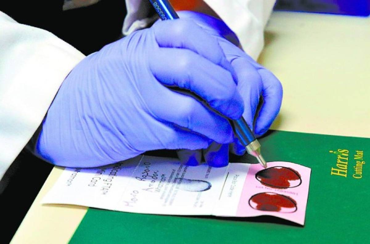 Cada dos días identifican un cuerpo mediante pruebas de ADN