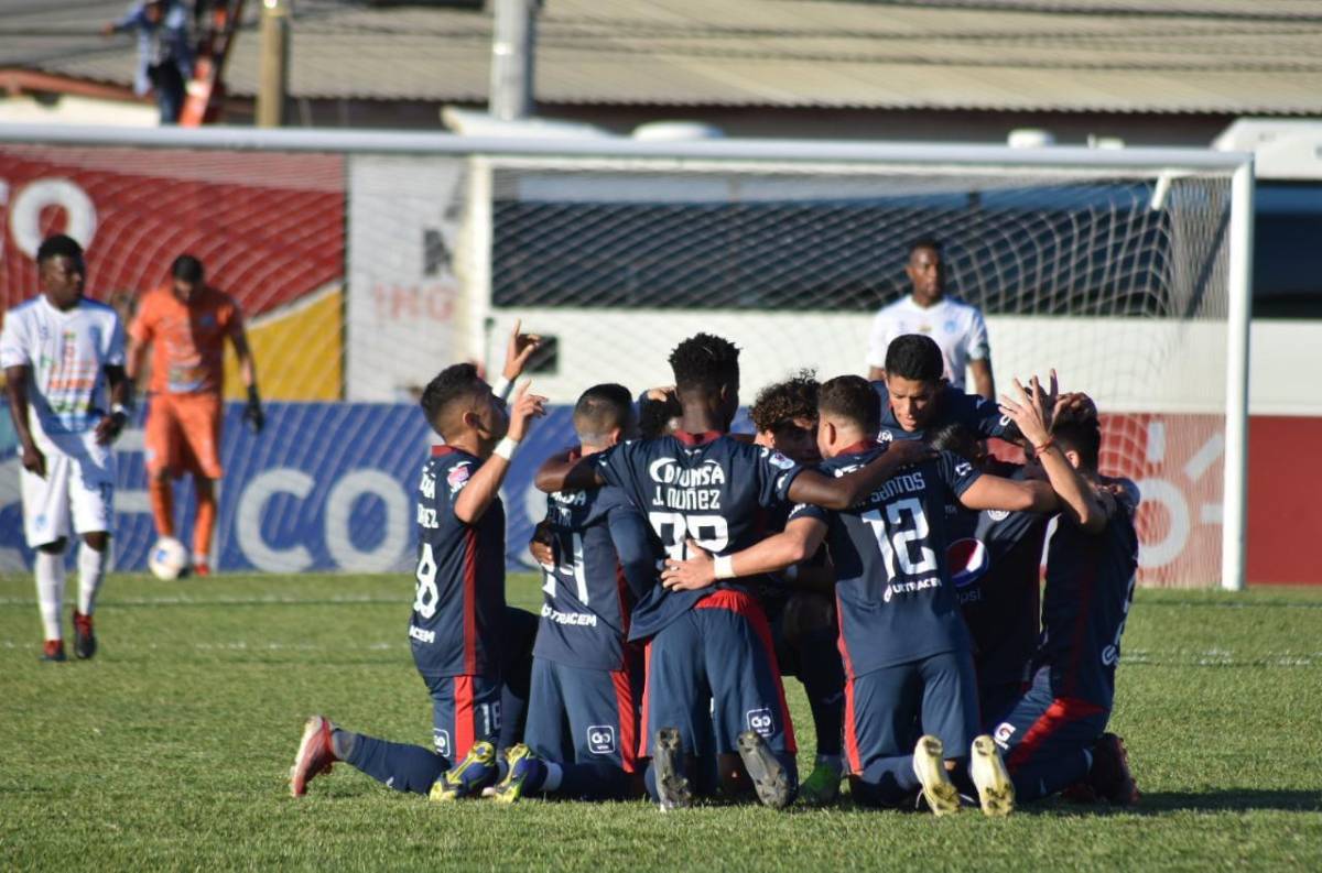 Motagua le quita el invicto al Victoria en el Marcelo Tinoco