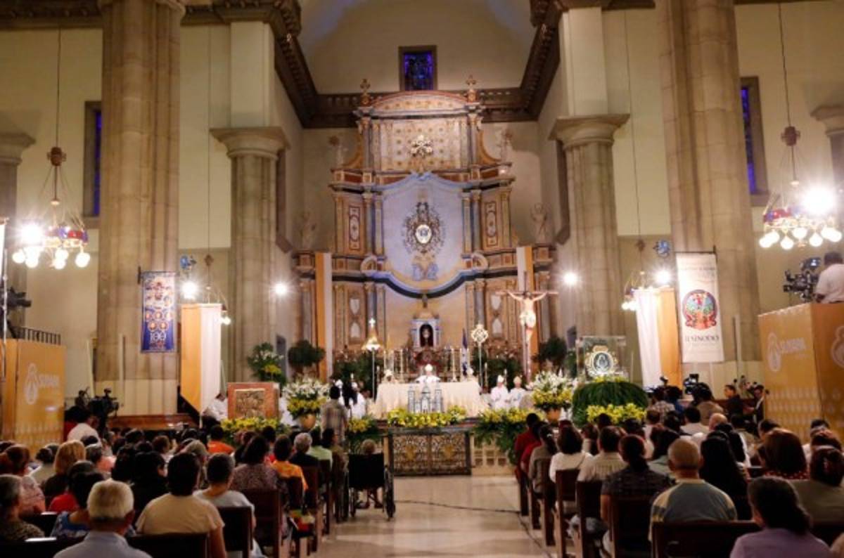 Misa de acción de gracia por el título de Basílica al Santuario de Suyapa