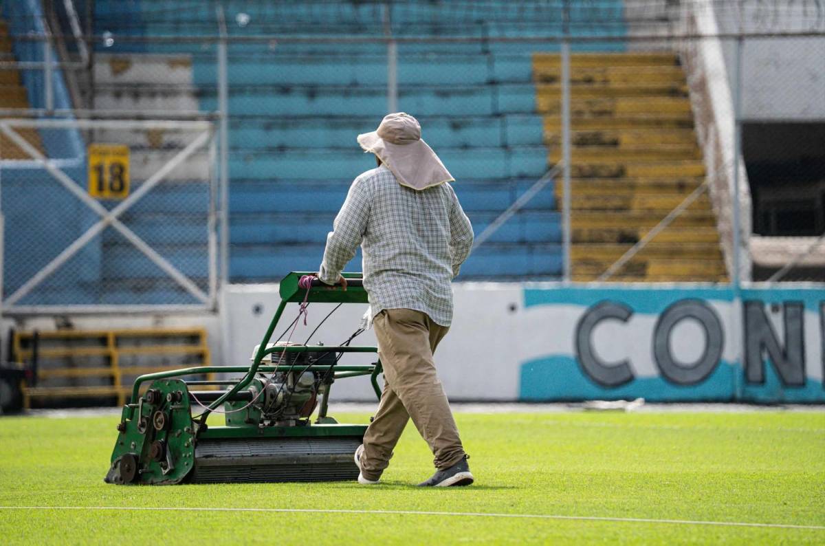 Así 'pulen' el estadio Nacional previo al juego de Honduras ante Haití por la eliminatoria