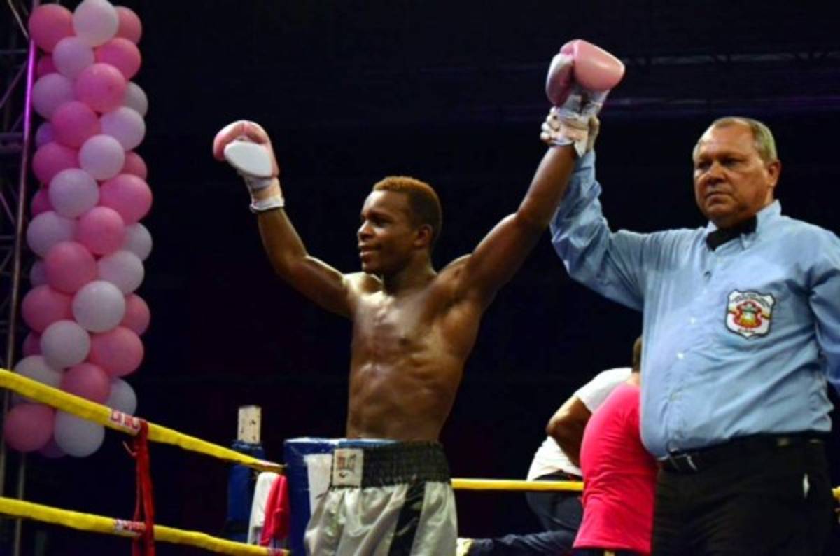 Escorpión Ruiz campeón de Centroamérica y el Caribe