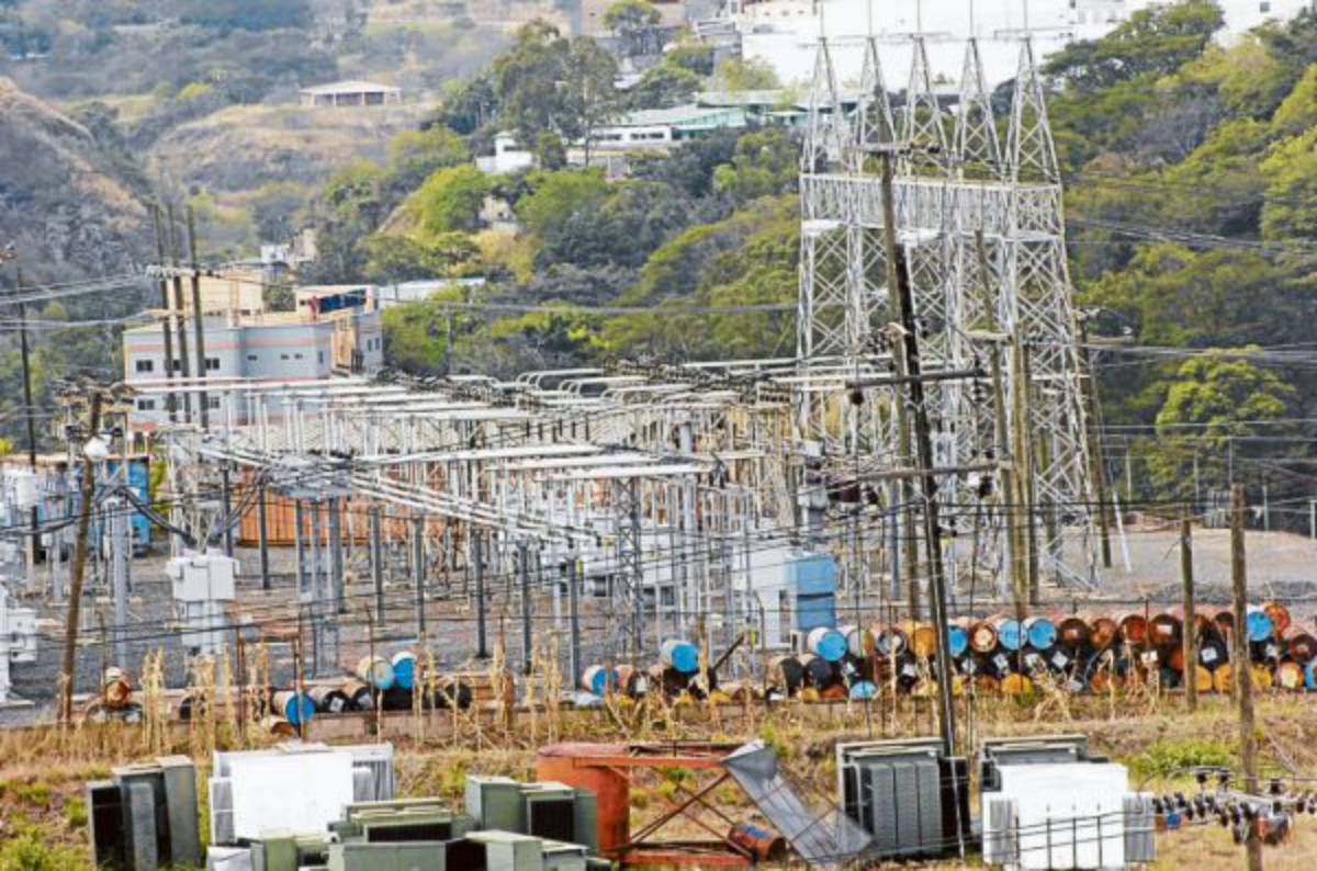 Porfirio Lobo puede vetar contrato térmico