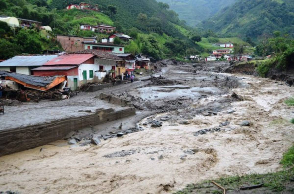 Bebé de 11 meses, milagro de la avalancha en Colombia