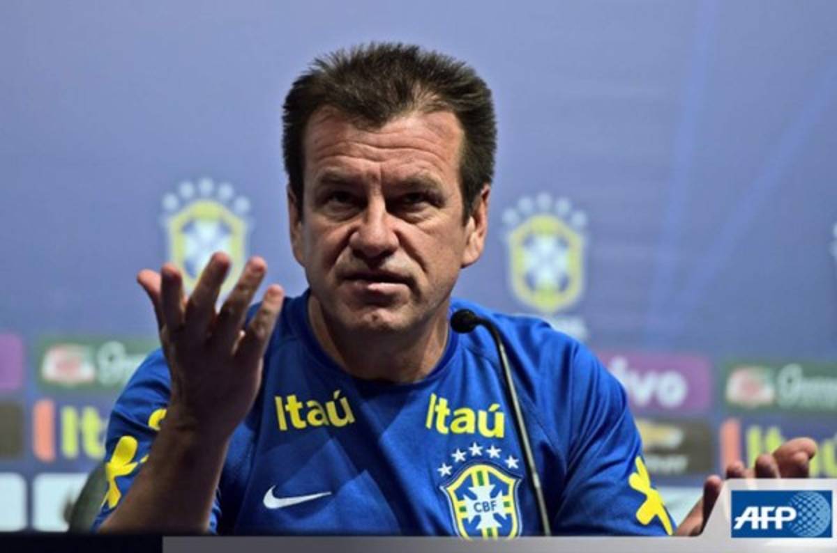 La CBF dimite al entrenador Dunga tras eliminación precoz de Brasil en Copa América  
